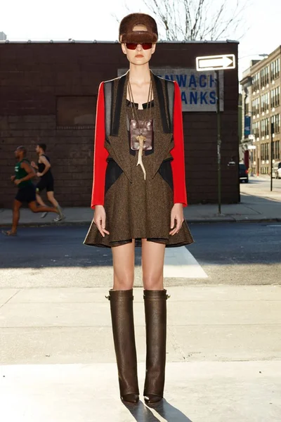 Look 5
